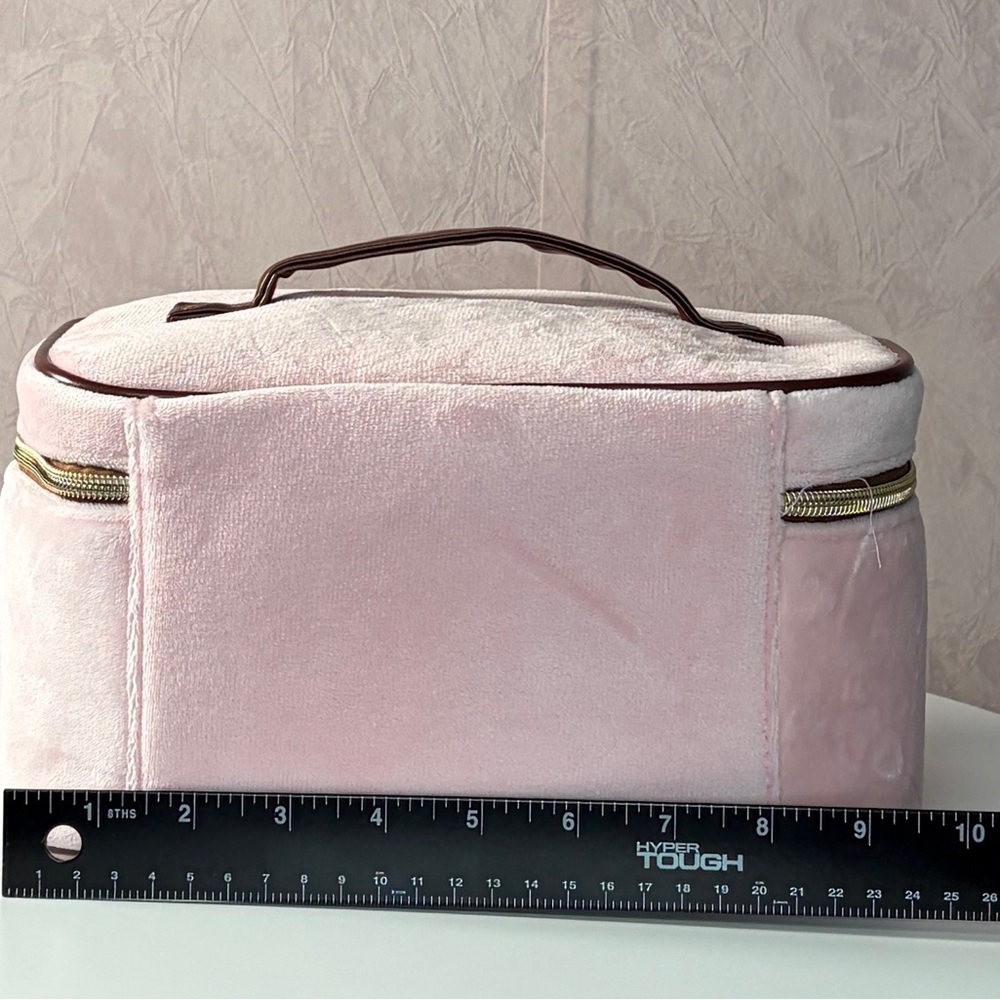 Juicy Couture Pink Cosmetic Bag Travel Case Train Case with Scottie Dogs - Picture 9 of 10